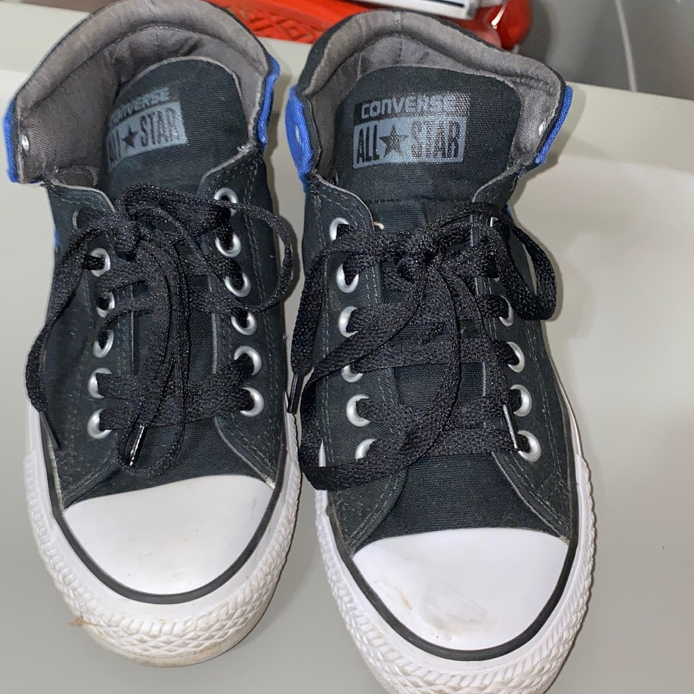 Black and blue converse